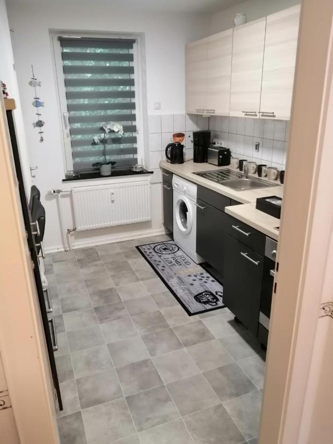 Familien Fewo Wohnung 1 Mit Kinder Spielecke Erdgeschoss An Der Muhle Am Wochenmarkt Бремерхавен Екстериор снимка